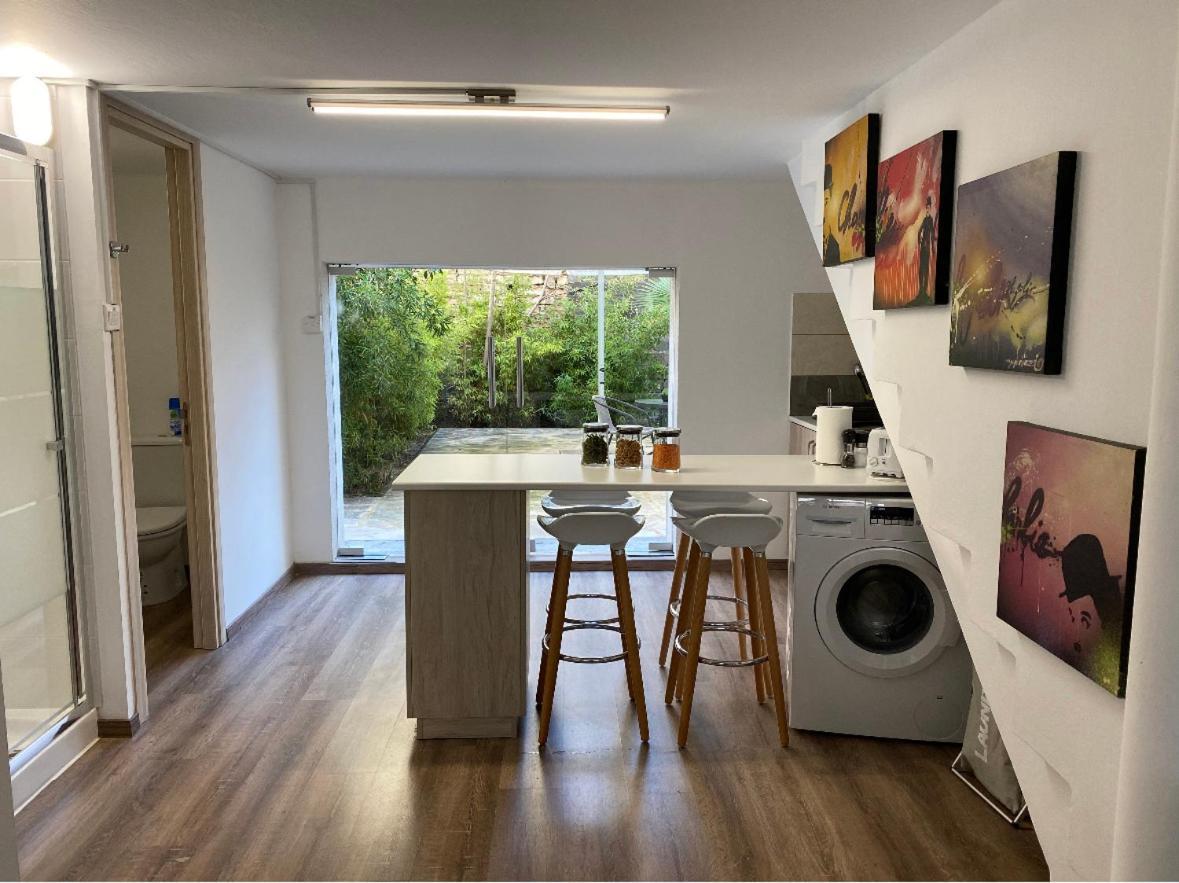 Modern City Center Appartment Saripolou Limassol Kültér fotó